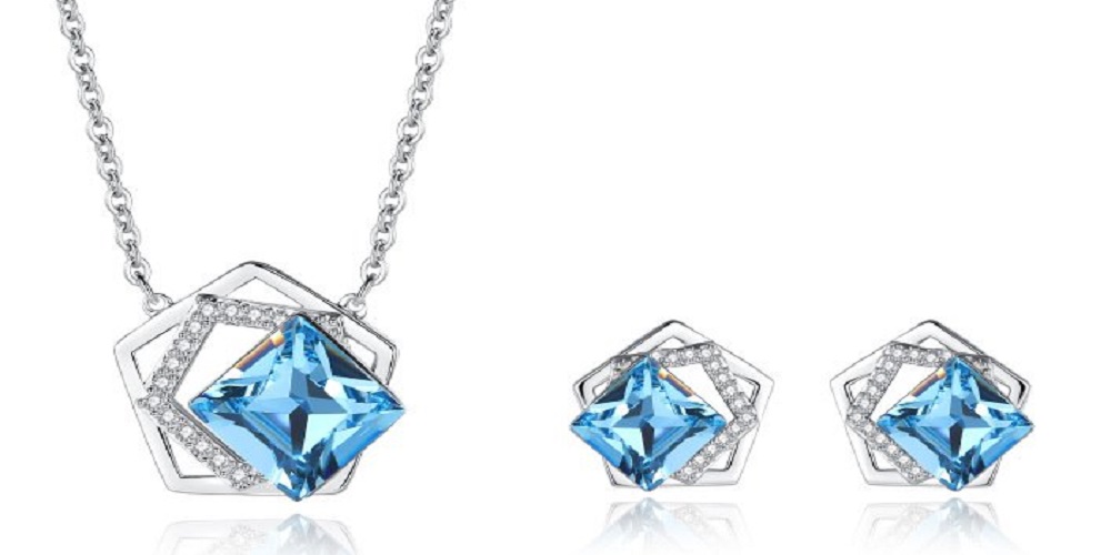 How good is an Acordoi Crystal Necklace?